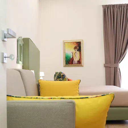G E G Stabia Apartment *